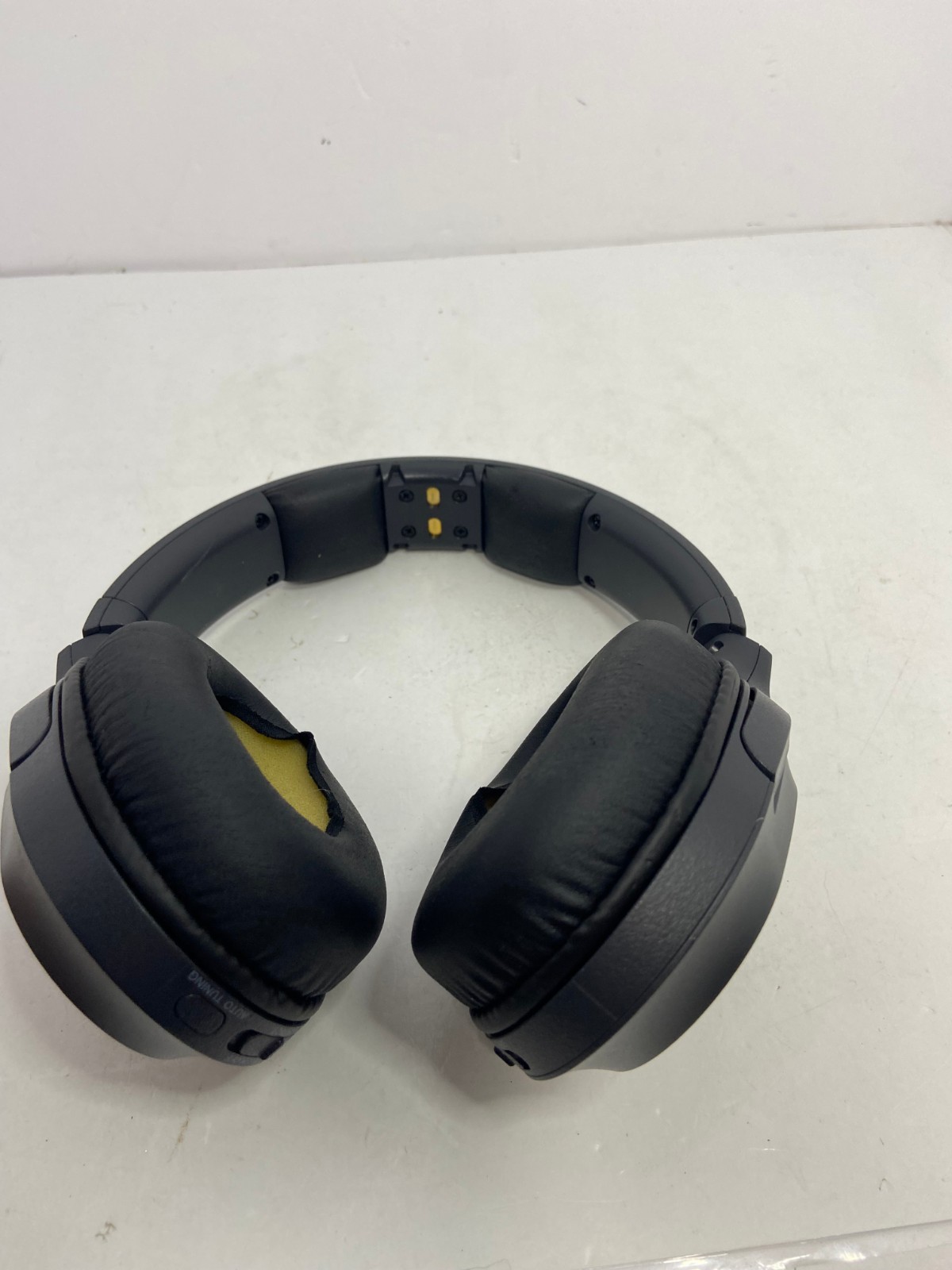 Sony WH-RF400 Wireless Over-Ear Headphones w/RF Stereo/TV Transmitter No Charger