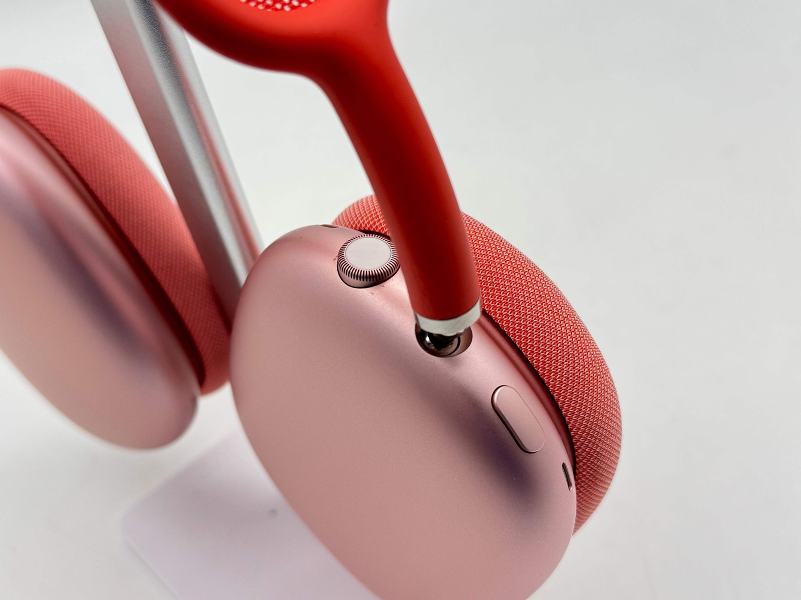 Apple AirPods Max A2096 Lightning 2020 Wireless Headphones Pink Used