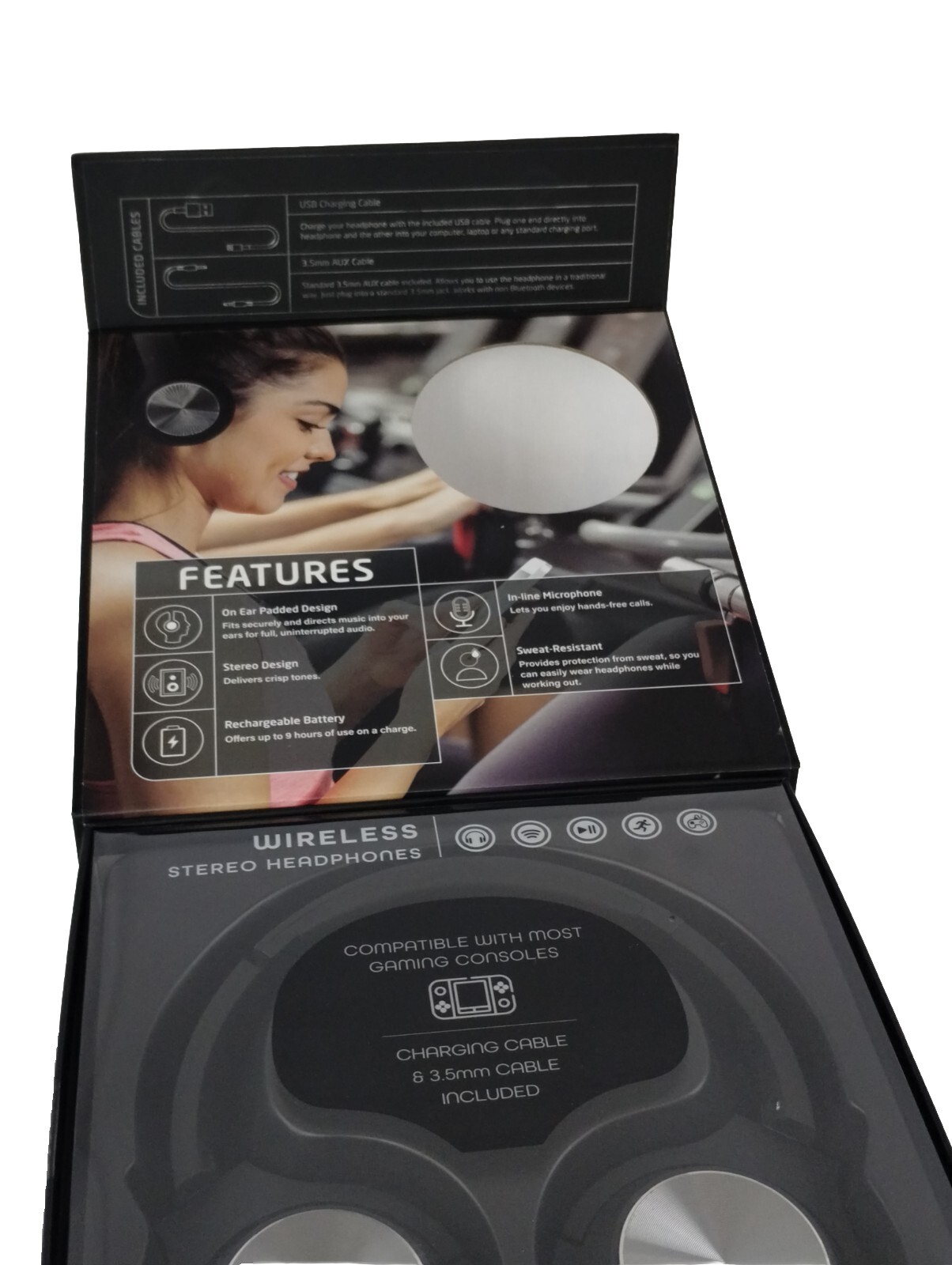 Wireless Stereo Over-Ear Headphones Compatible With Most Gaming Controls.