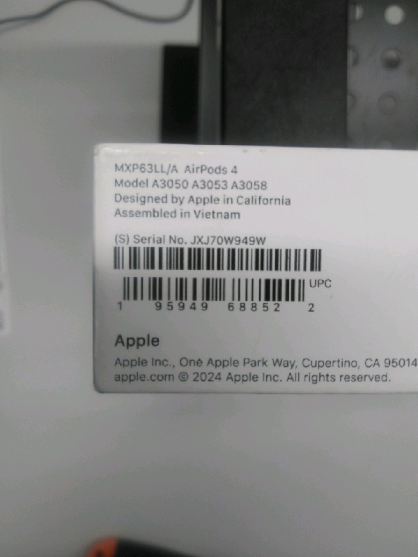 Apple AirPods 4 ‎‎MXP63LL/A Earbuds White Bluetooth Active Noise Cancellation
