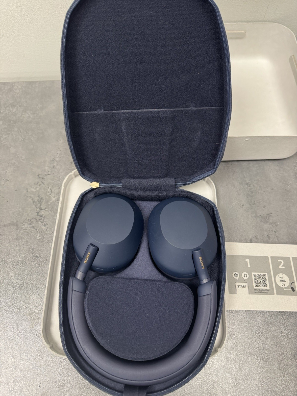 Sony WH-1000XM5/L Wireless Industry Leading Noise Canceling Headphones – Blue