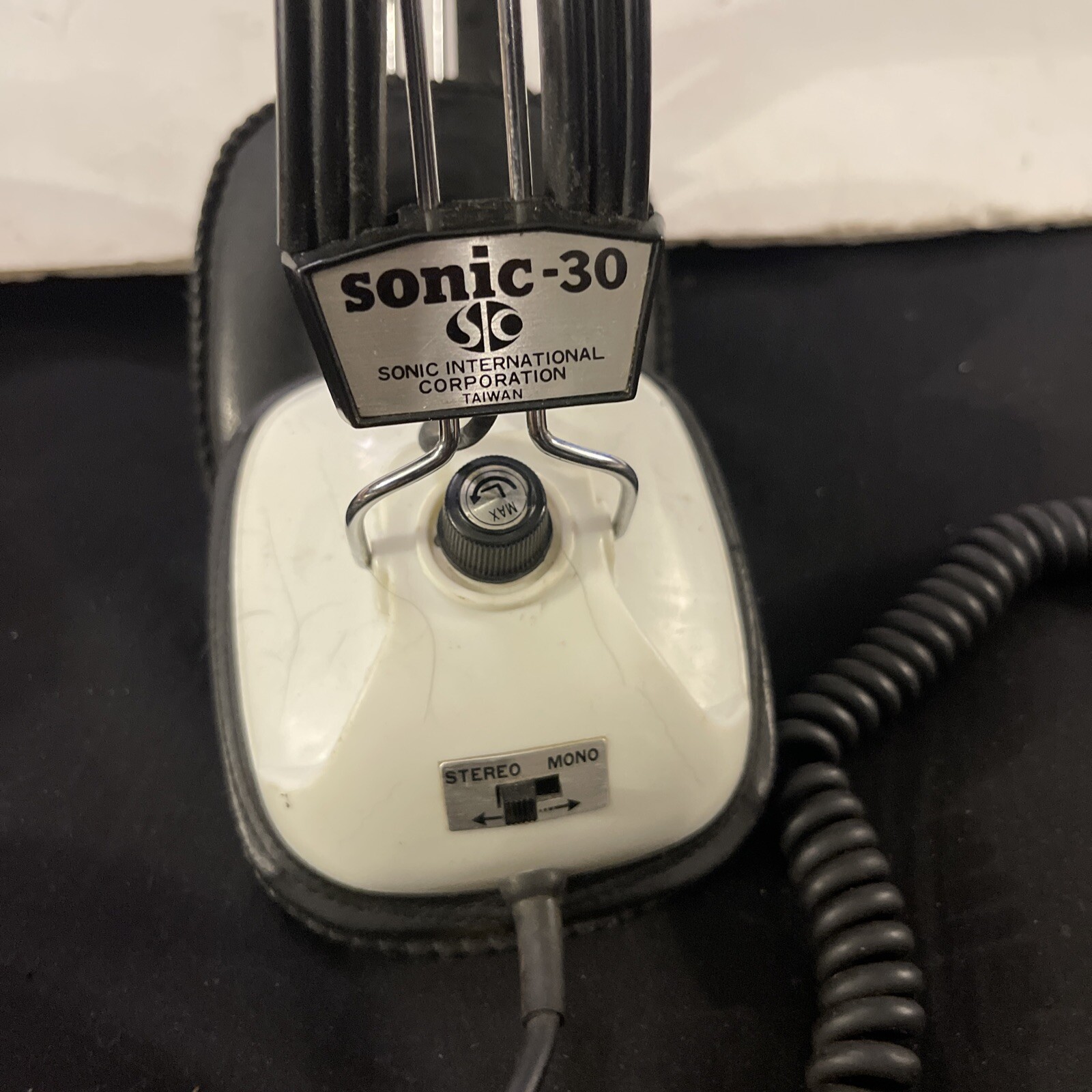 Vintage Sonic 30 stereo headphones Wired 1/4” Jack Volume Controls Taiwan