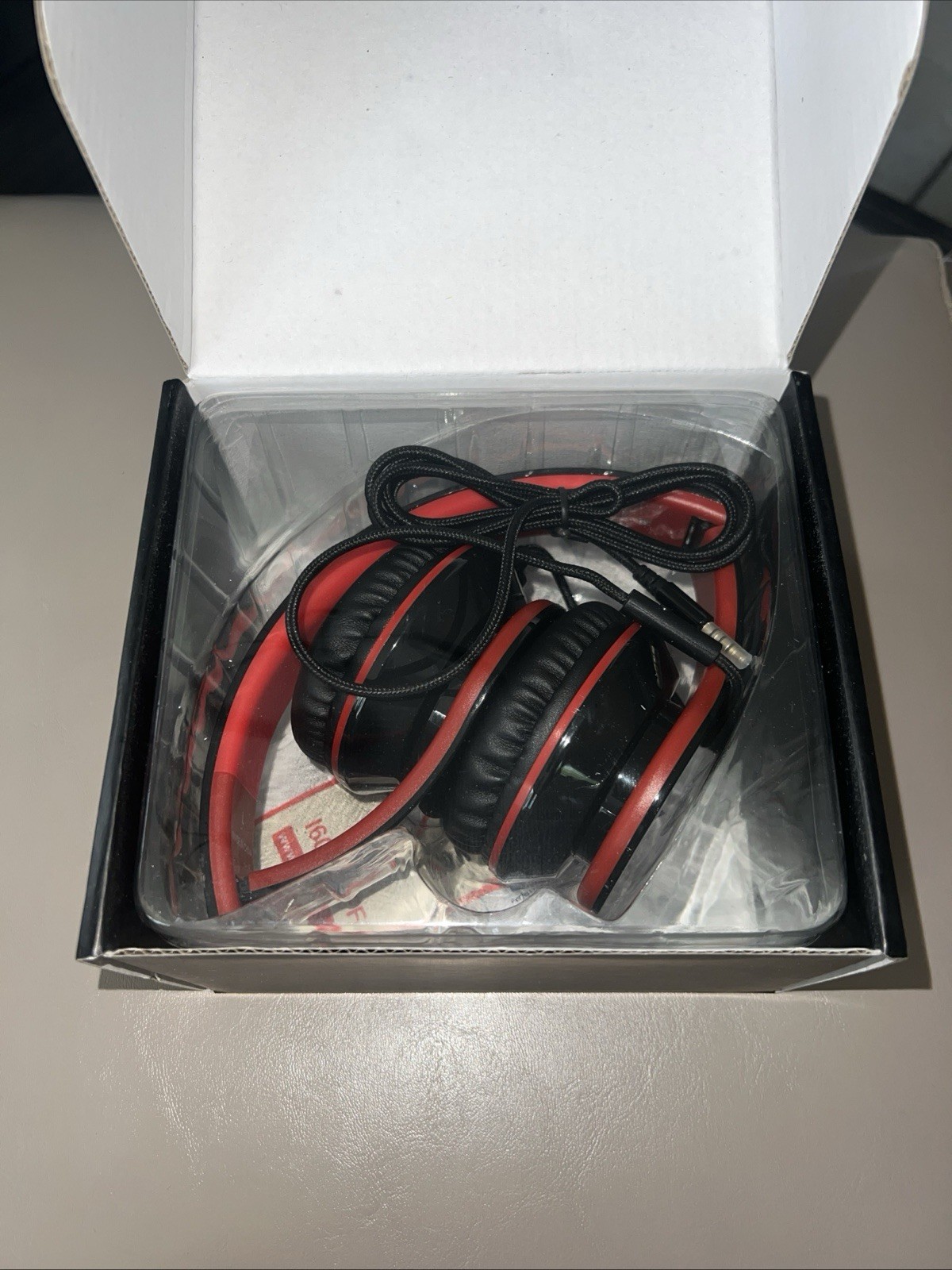 AILIHEN i60 Foldable Headphones Black Red, Adjustable Headband, Built-In Mic