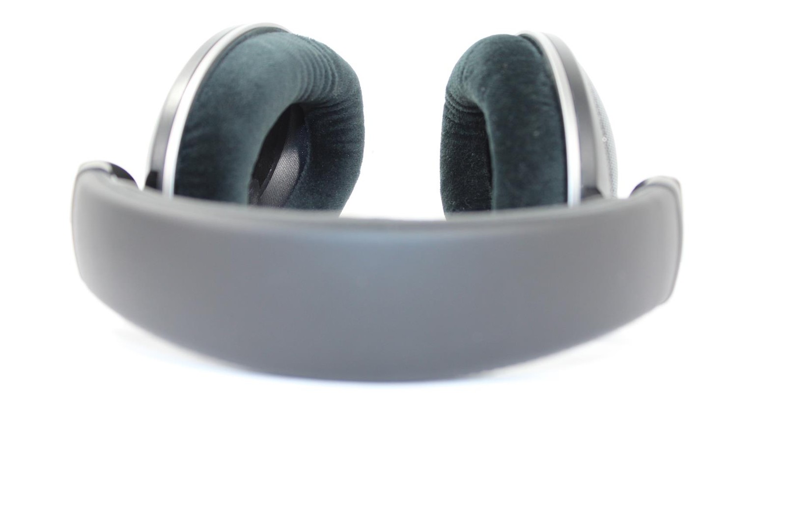 Sennheiser HD 550 Audiophile Headphones Over-The-Ear – Free shipping