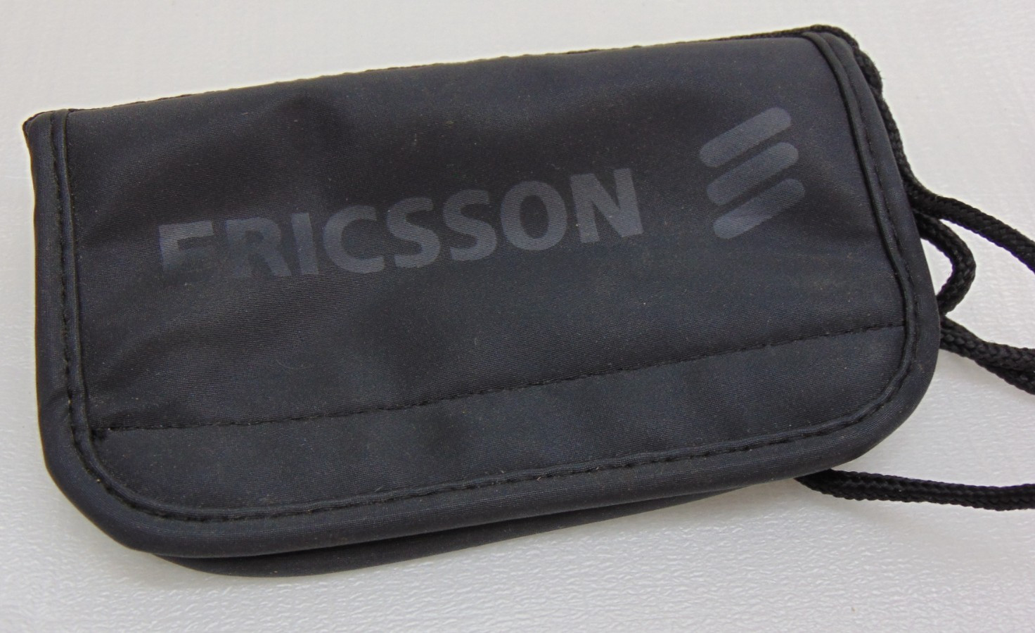 Sony Ericsson Headphones Ear Buds Vintage Cell Phones Used Earphones With Case
