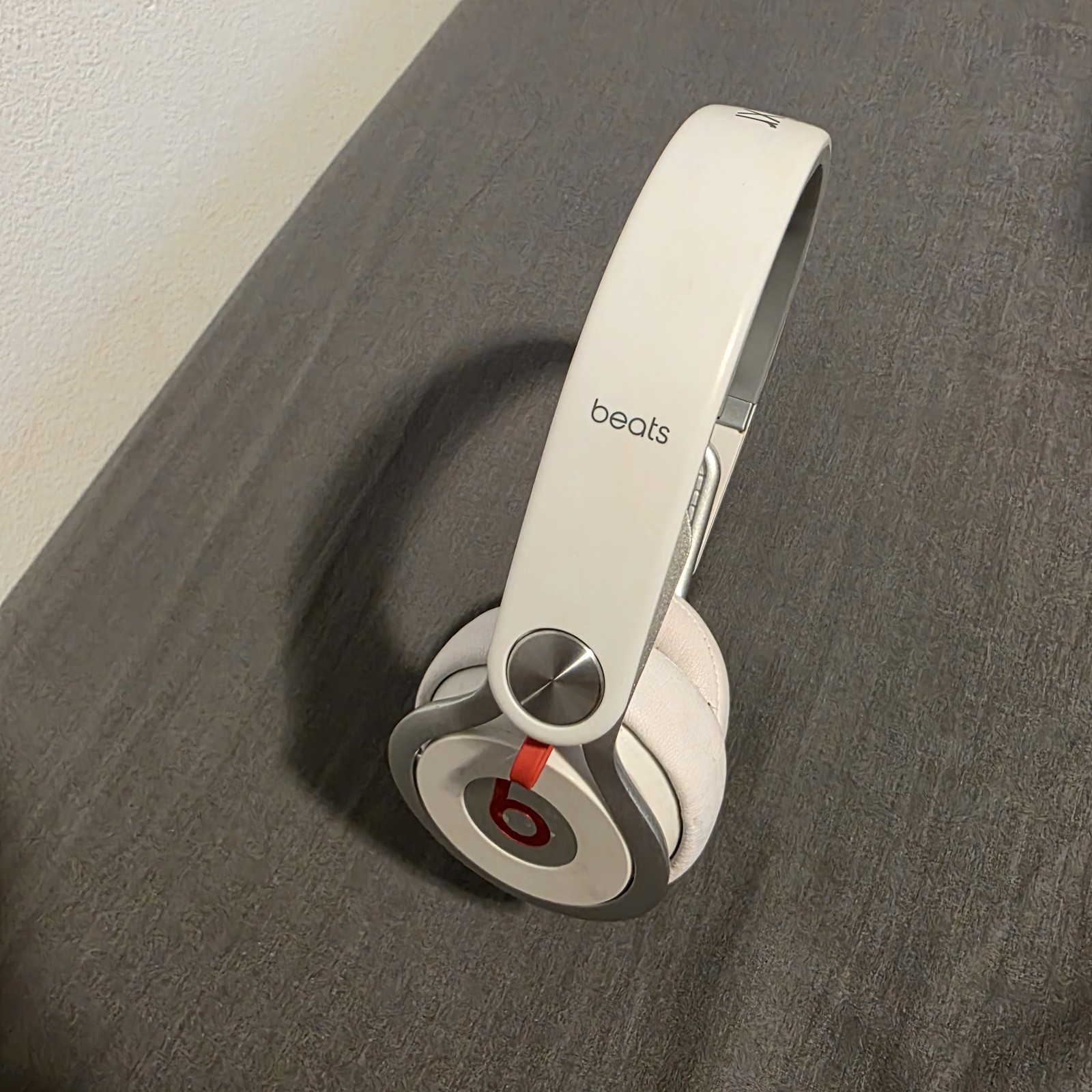 DISCONTINUED/ Beats Pro by Dr. Dre Headphones Red White And Silver Used