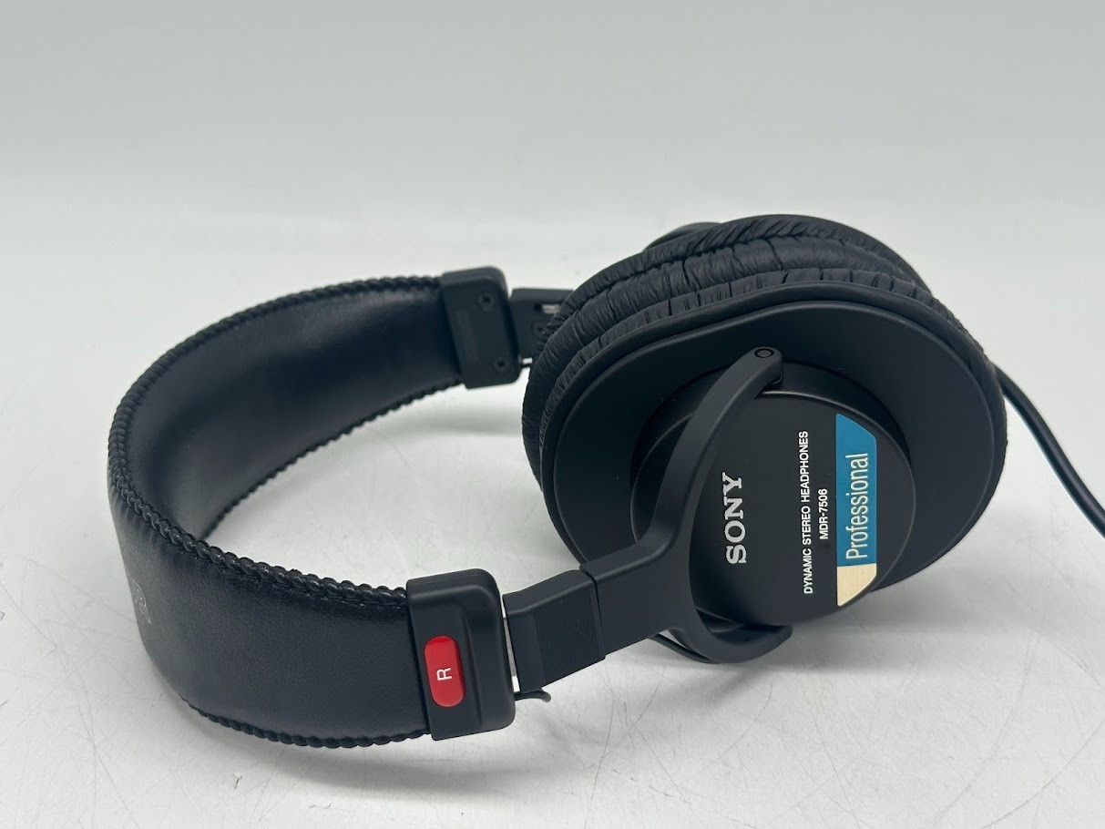 Sony MDR7506 Professional Stereo Monitor Headphones – Black