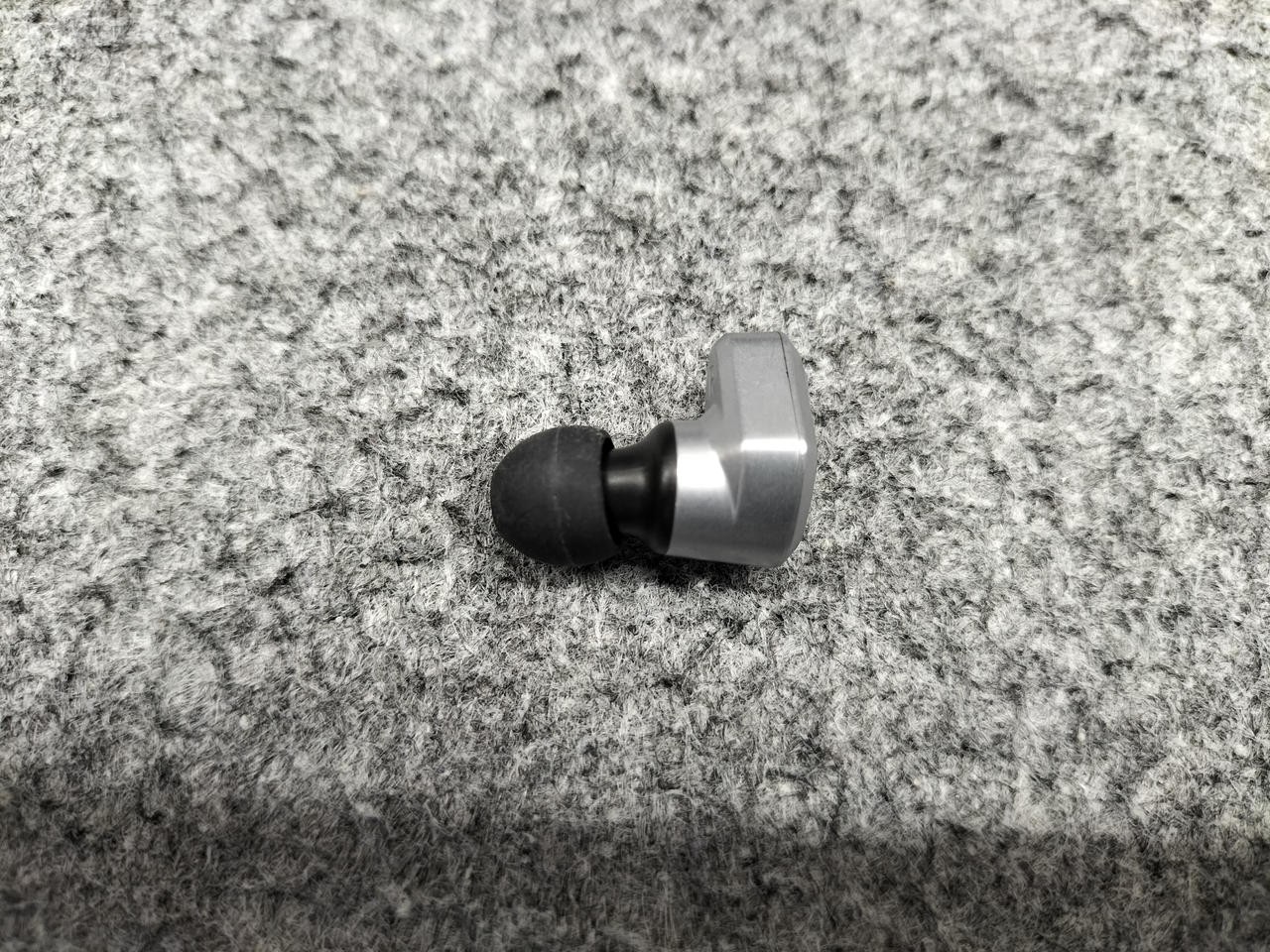 CAMPFIRE AUDIO VEGA Earphones
