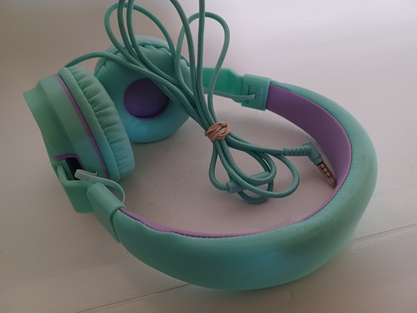AILIHEN I35 Kid Headphones with Microphone Volume Limited Childrens Girls Boys