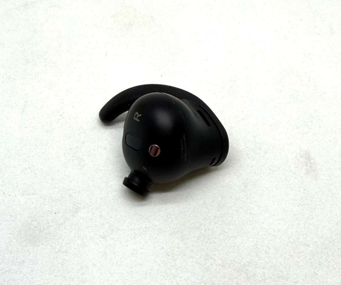 Right Earbud ONLY Beats – Fit Pro True Wireless Noise Cancelling In-Ear – Black