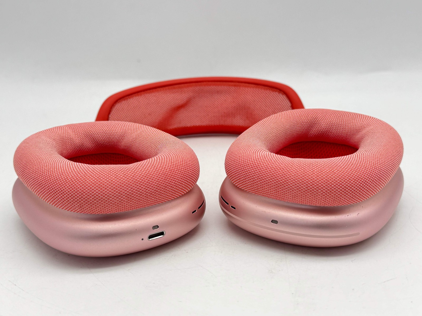 Apple AirPods Max A2096 Lightning 2020 Wireless Headphones Pink Used