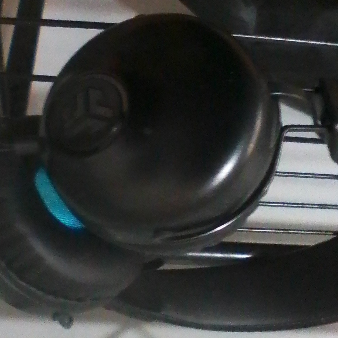 Black/Blue Over-Ear Wired Stereo Headphones 3.5mm, 40mm, 3.5ft Cable