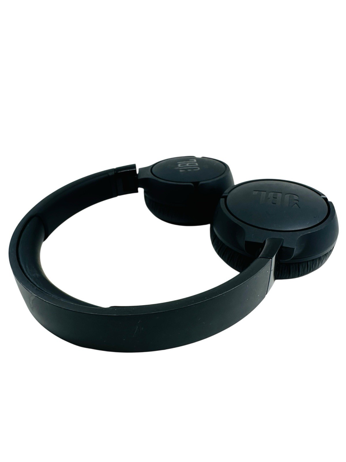 JBL Tune 670NC Wireless On-Ear Headphones with Adaptive Noise Cancelling – Black