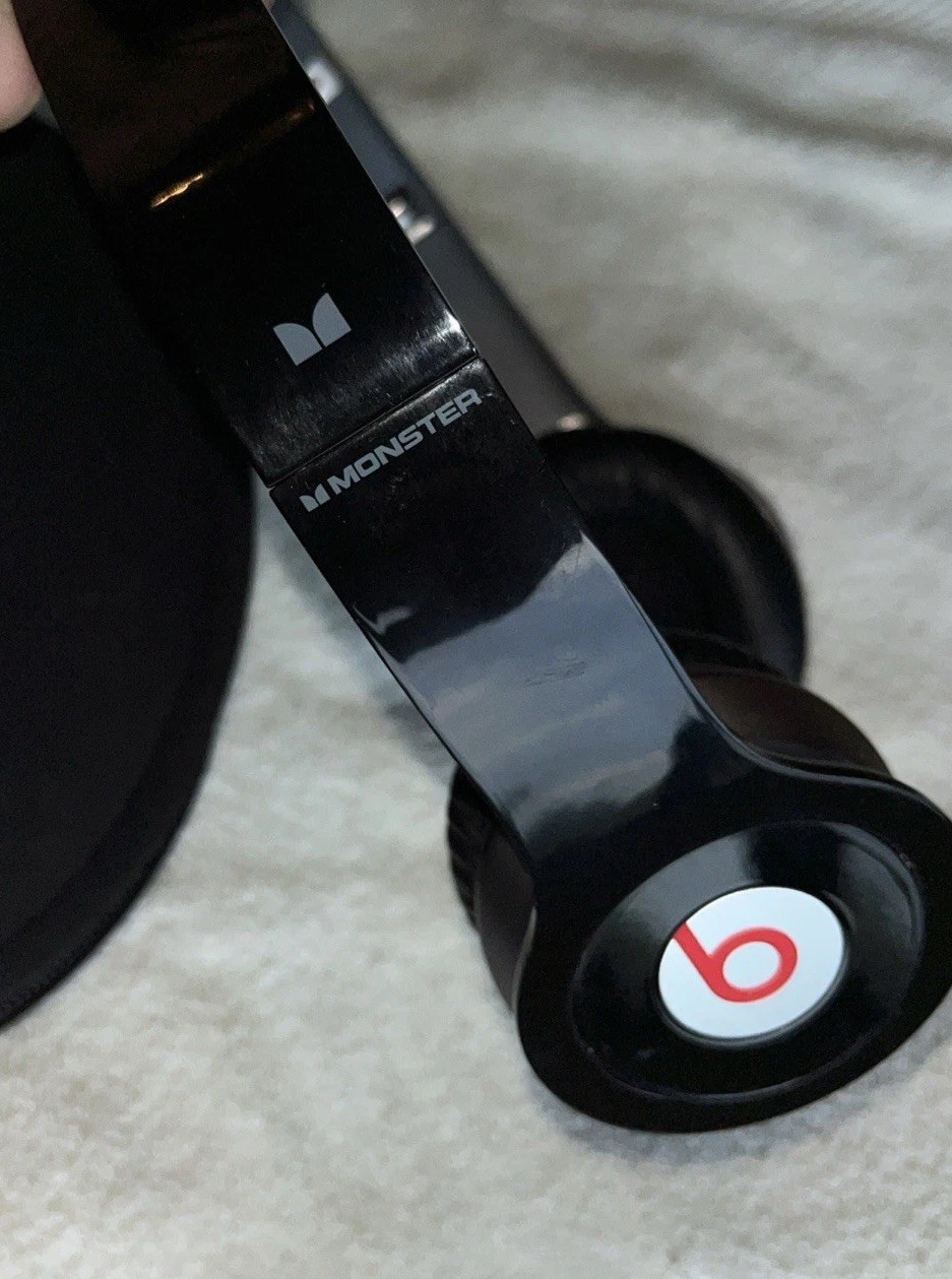 Beats by Dr. Dre Solo HD Monster Headphones Black w/ Case FREE SHIPPING