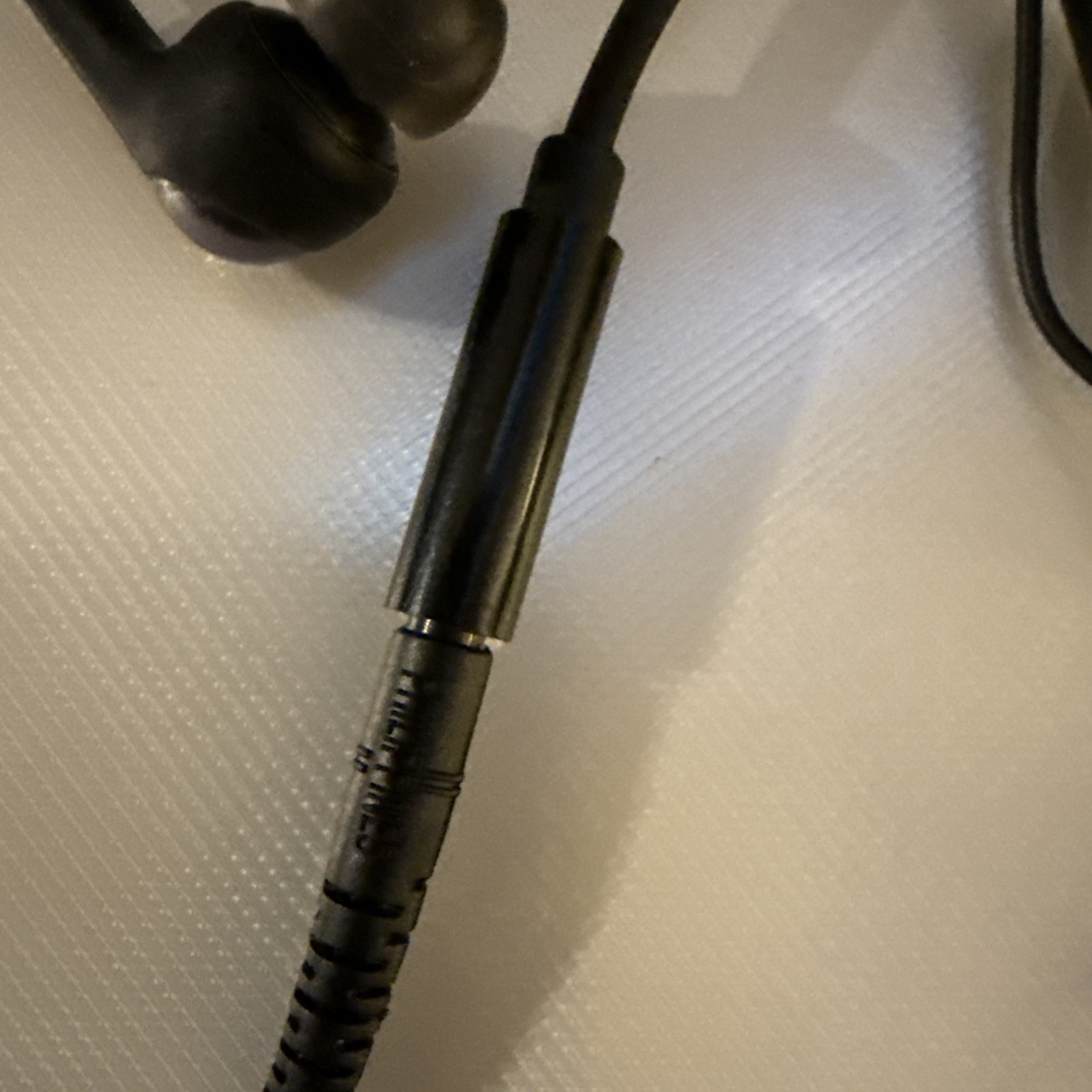 JVC Gumy + USB C Adapter in Ear Earbud Headphones Tested w/ios & Android NWTs