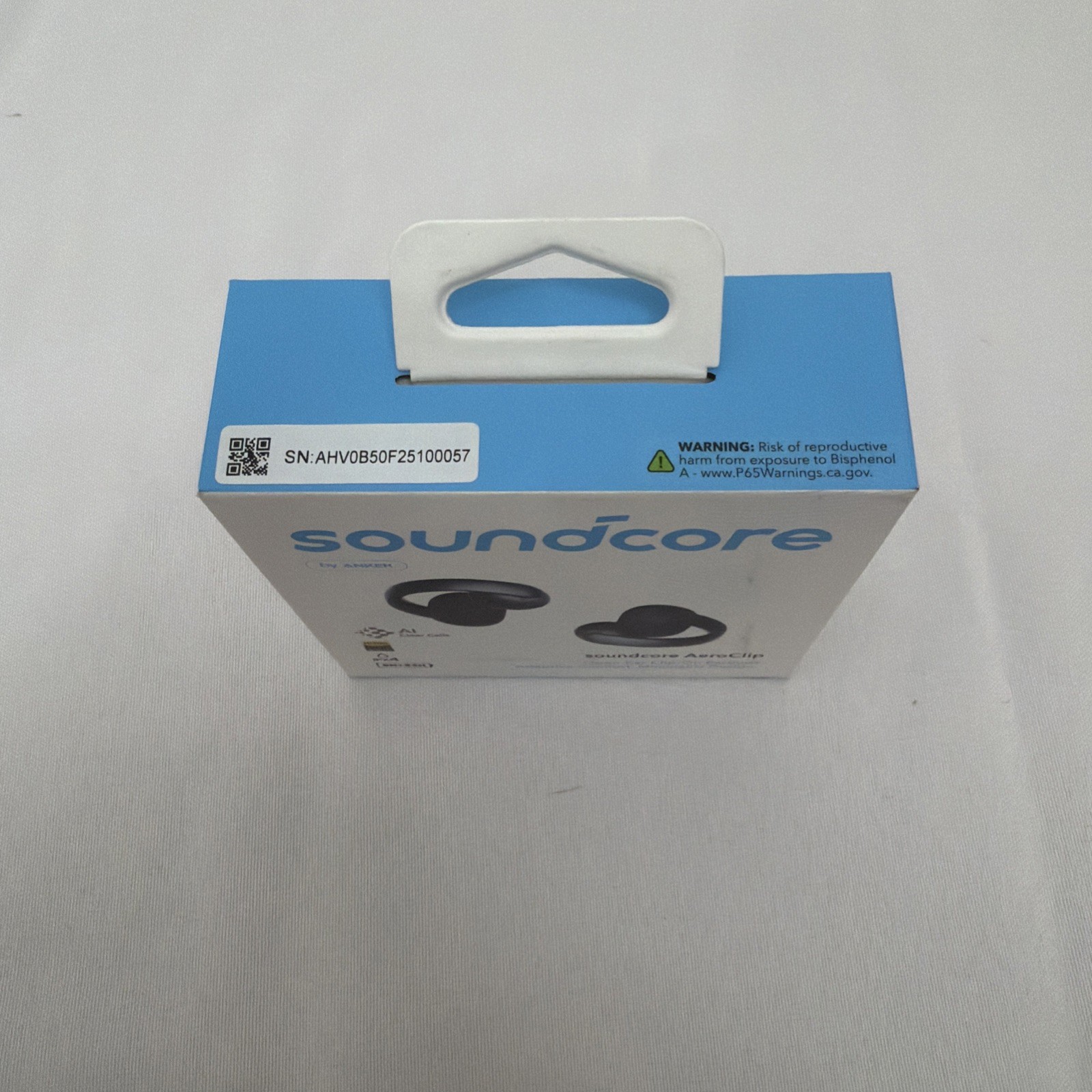 Soundcore AeroClip Open-Ear Earbuds Clip-On Headphones 4 Mic AI-Boost