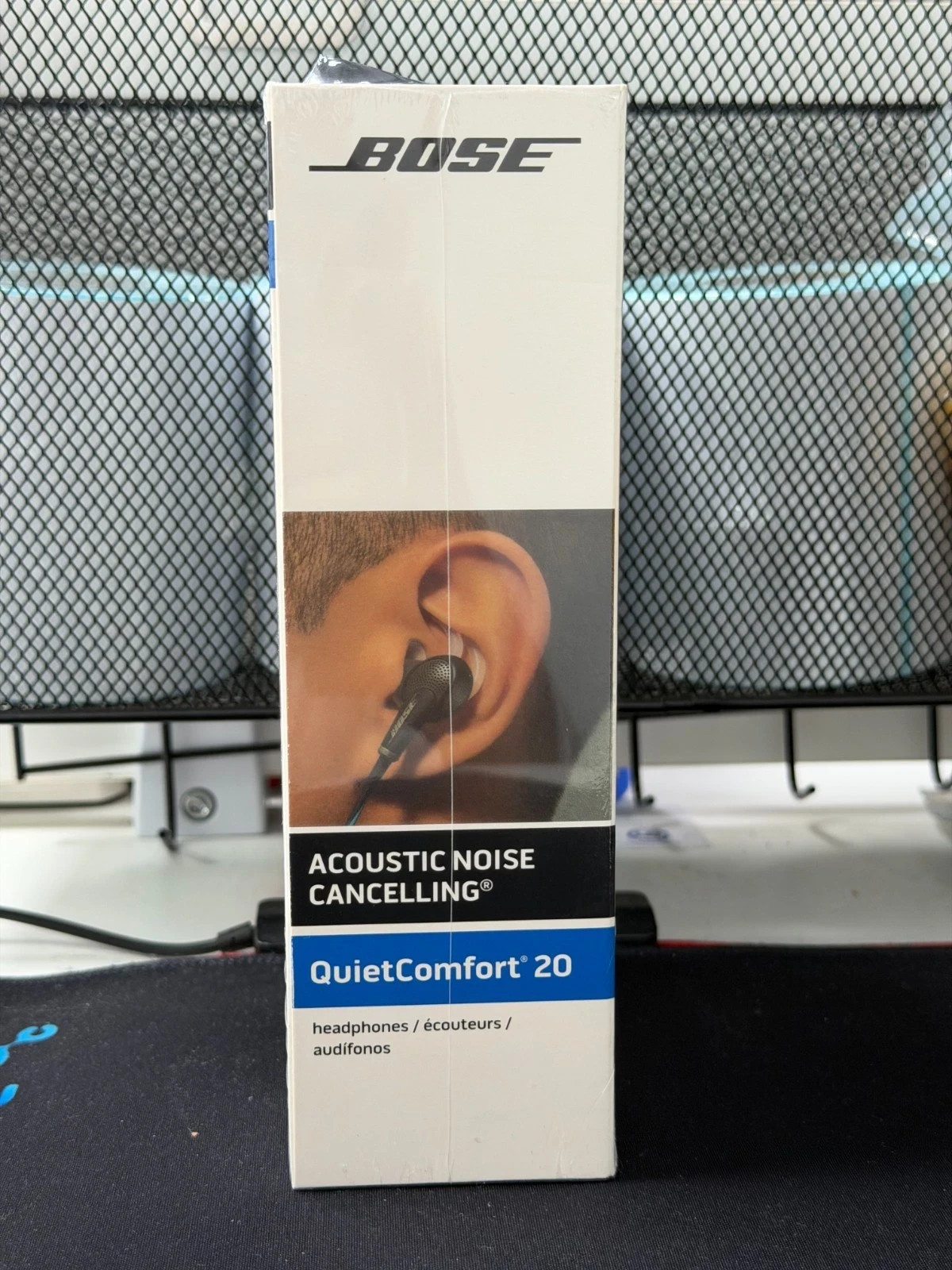 New Sealed Bose QuietComfort 20 Noise Cancelling Headphones For iOS – Black