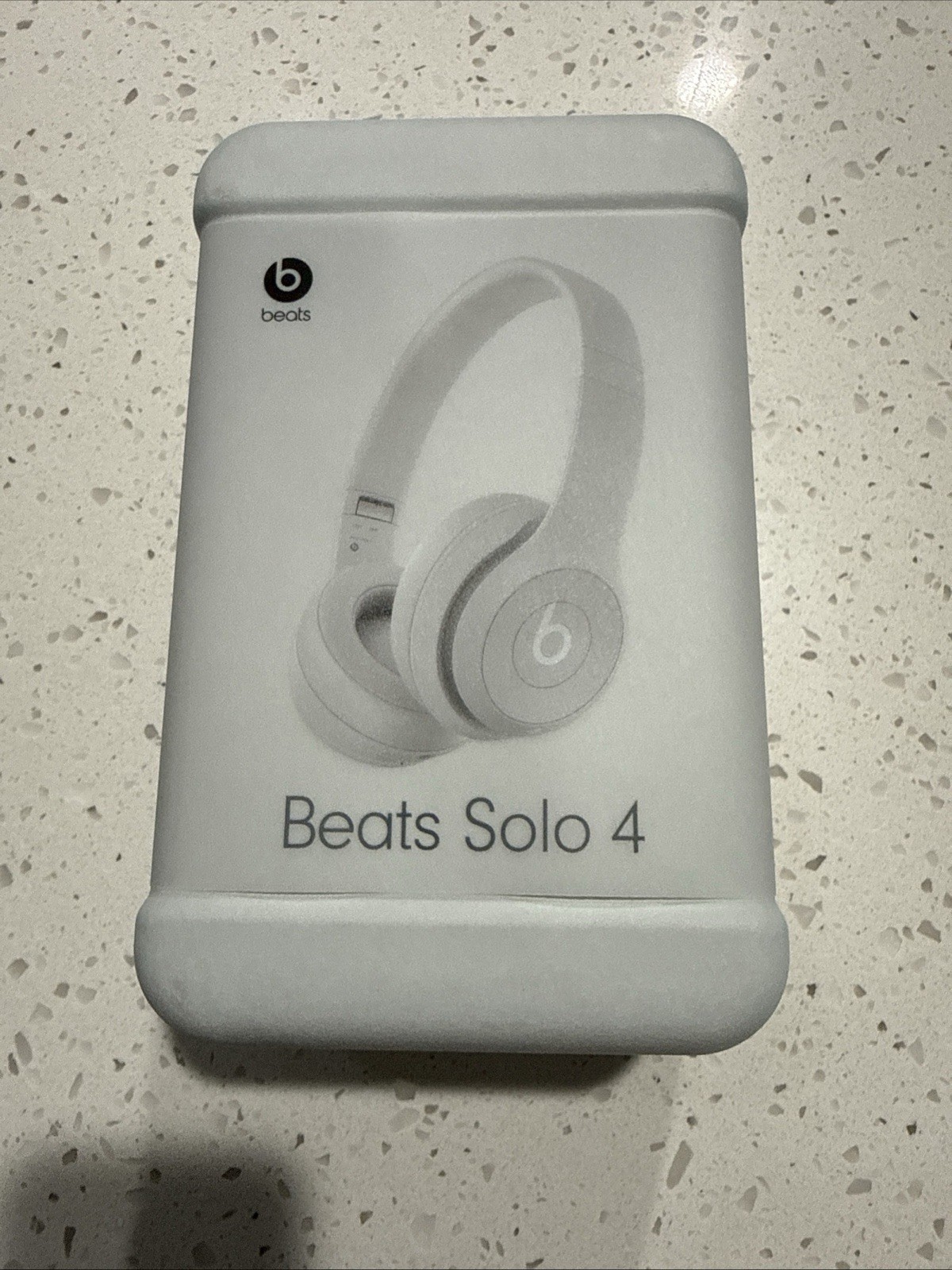 Beats by Dr. Dre Solo4 Wireless On-Ear Headphones MATTE GRAY MG7J4LL/A | SEALED