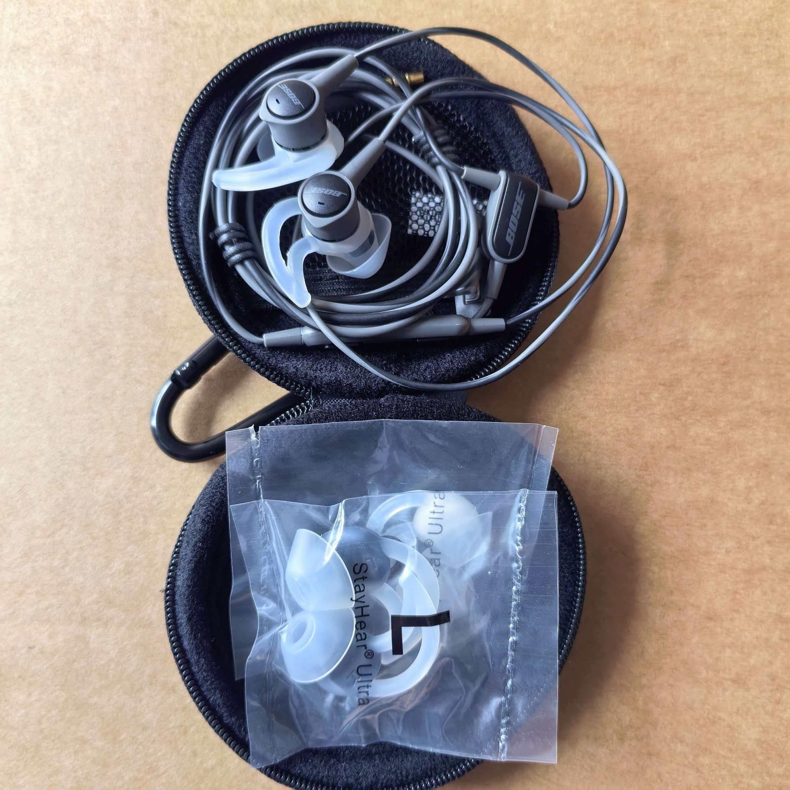 Bose SoundTrue Ultra in-ear Headphones Headsets 3.5mm Jack- Charcoal Black