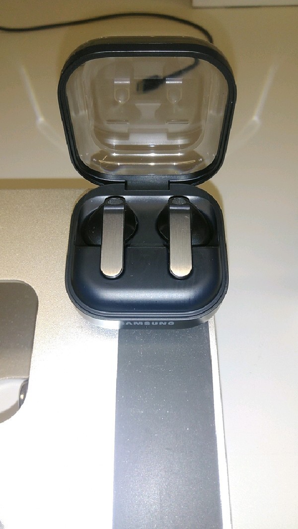 Samsung Galaxy Buds4 SM-R540 Wireless Bluetooth Earbuds Black Noise Cancellation