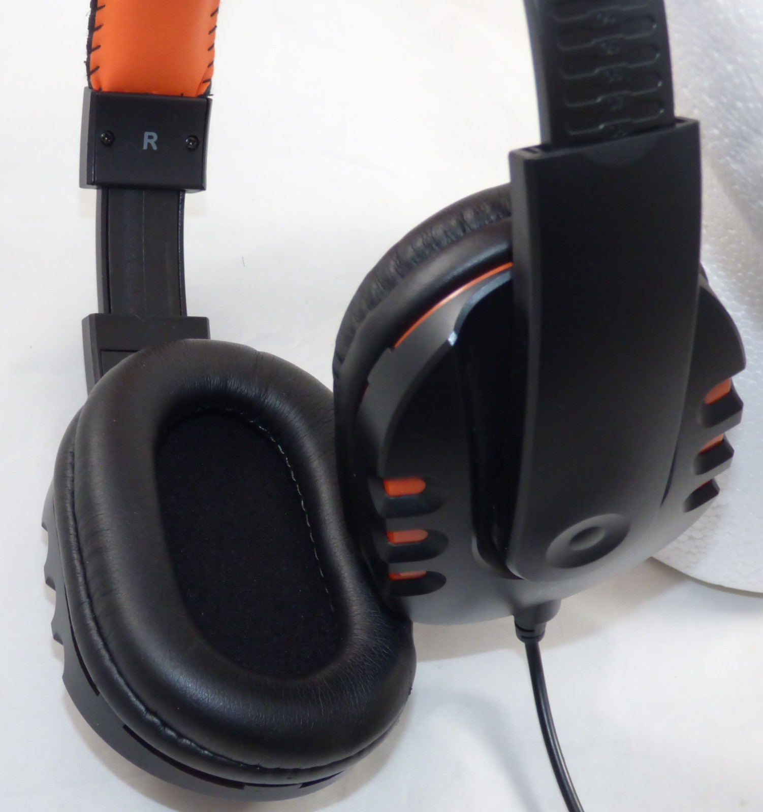 Fostex TX-1 Closed-Back Studio Headphones – Tested and Working