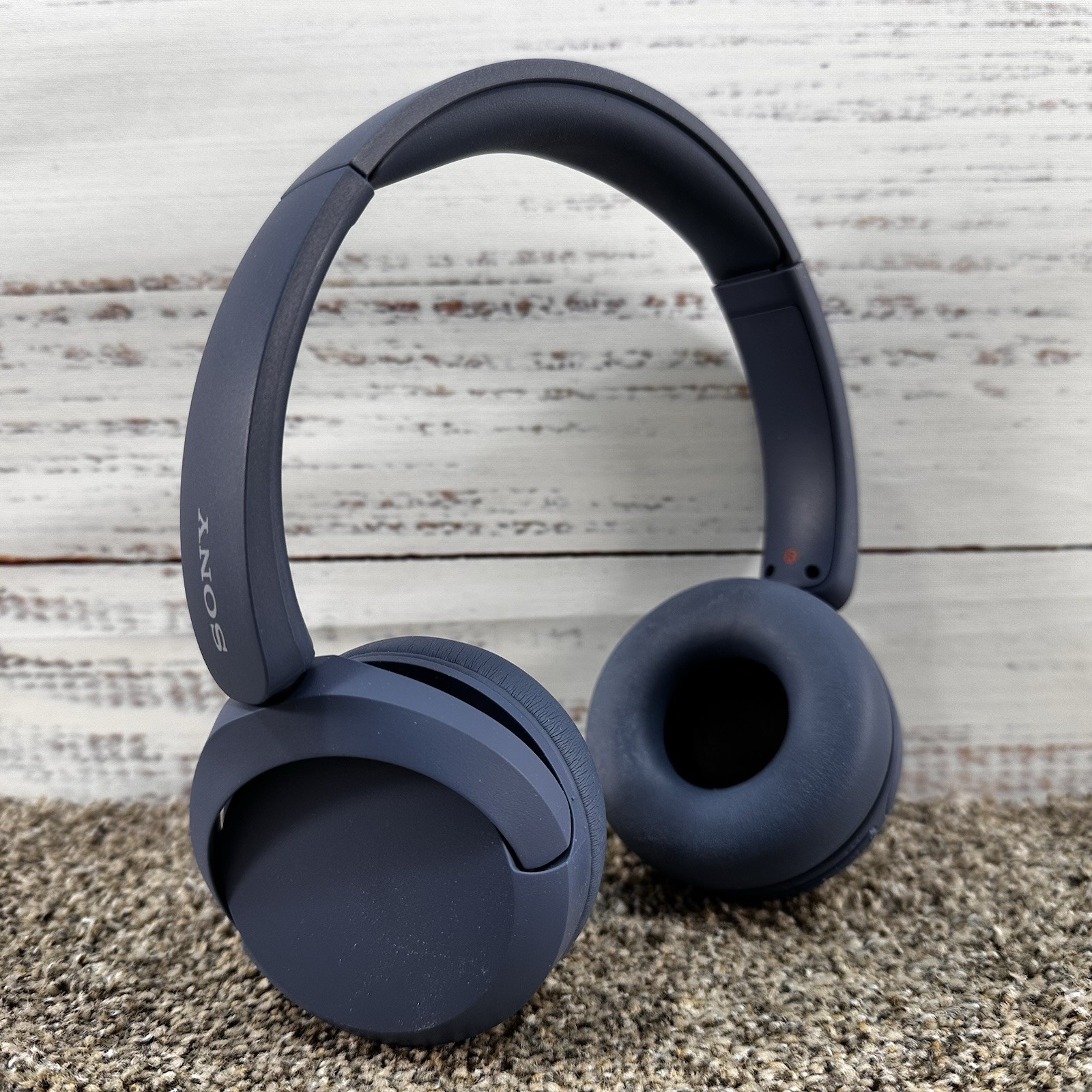Sony WH-CH520 Wireless Bluetooth On-Ear Headphones with Microphone Blue
