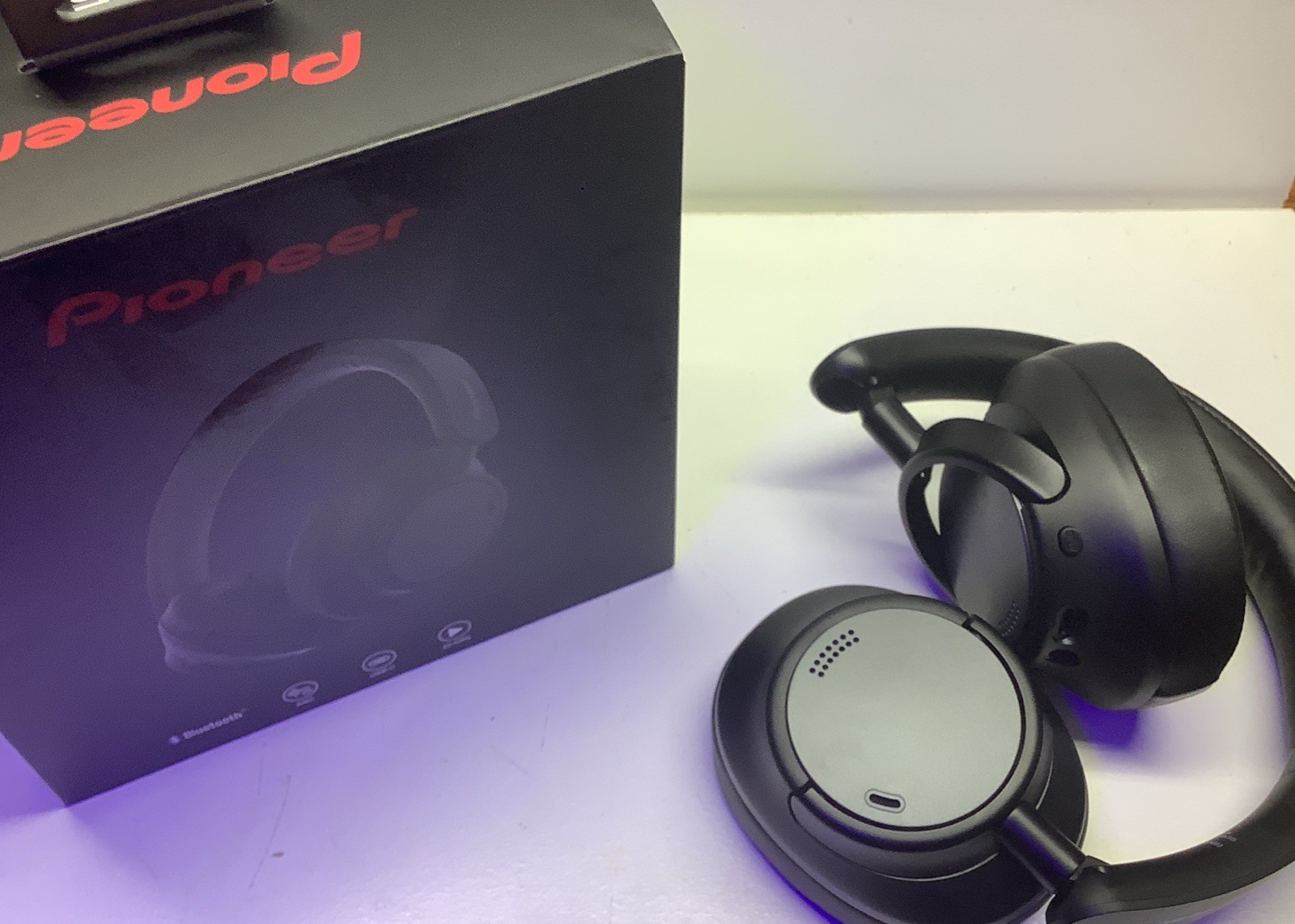 Pioneer A35-BK Bluetooth Headphones ANC USB-C Black Built-In Mic Over-Ear