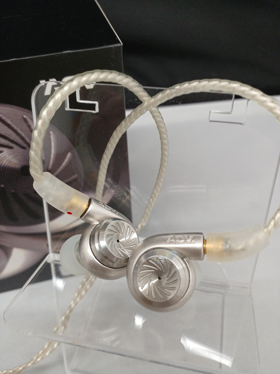 ADV ADV. TURBO Earphones with 10mm x 7mm Dynamic Drivers