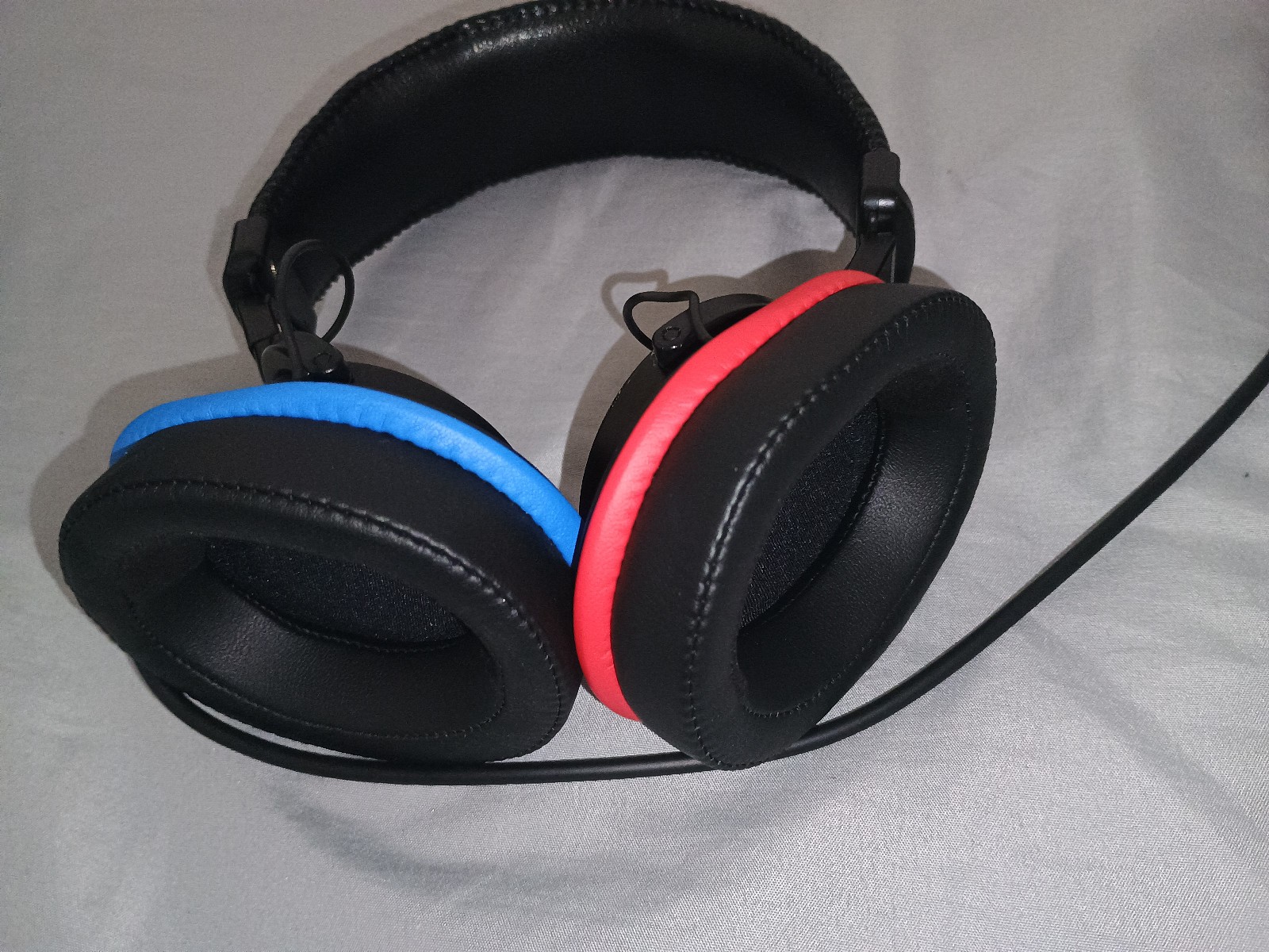 Sony Professional Mdr7506 Sound Monitor Headphones with Yaxi stPad LR earpads