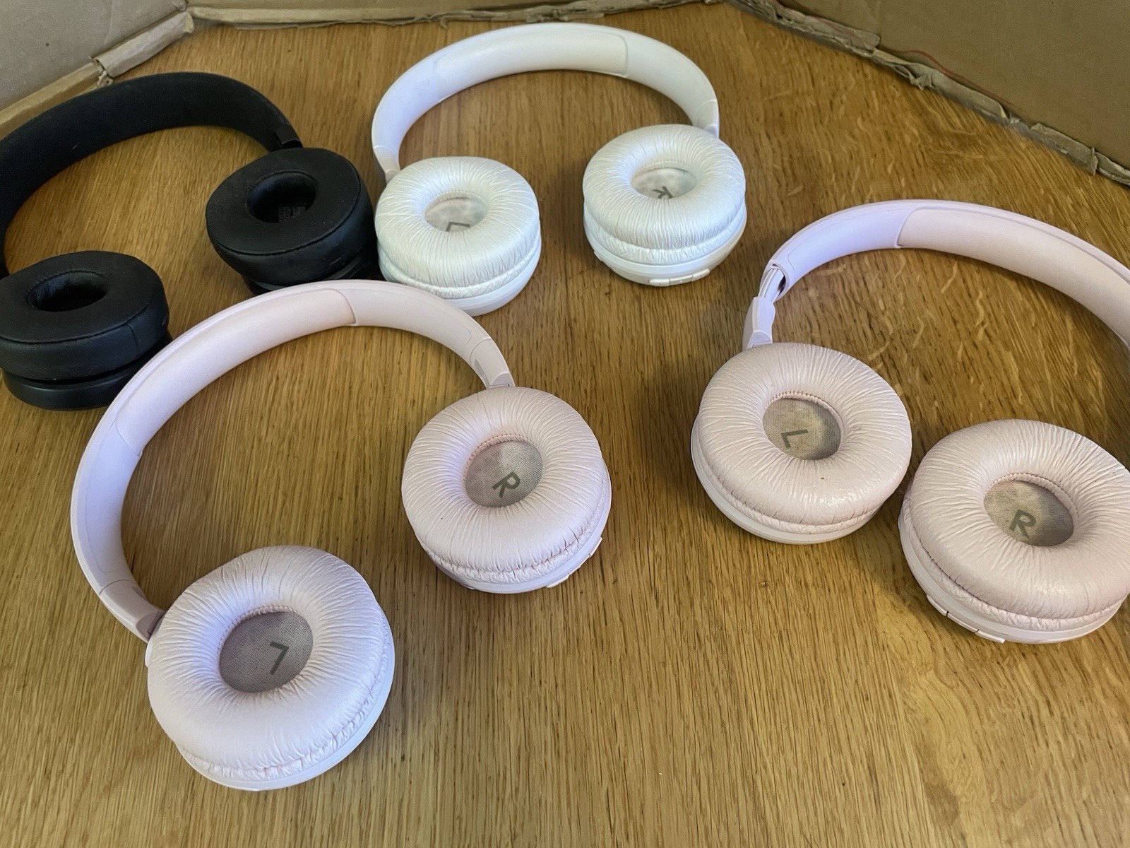 Lot Of JBL Tune 510BT Pink White Black Live 675NC Bluetooth Headphones