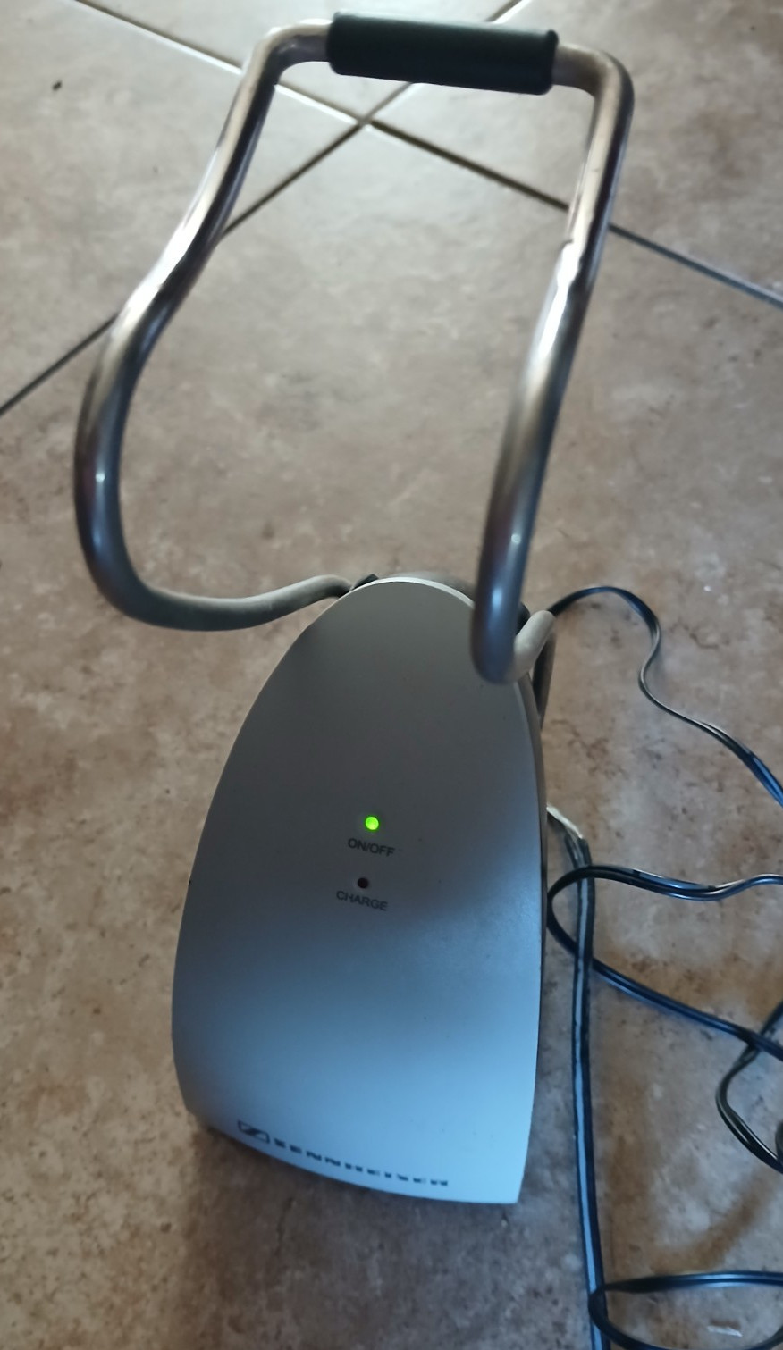 Sennheiser HDR120 Wireless Headphones & TR120 Wireless Charging Stand TESTD WORX