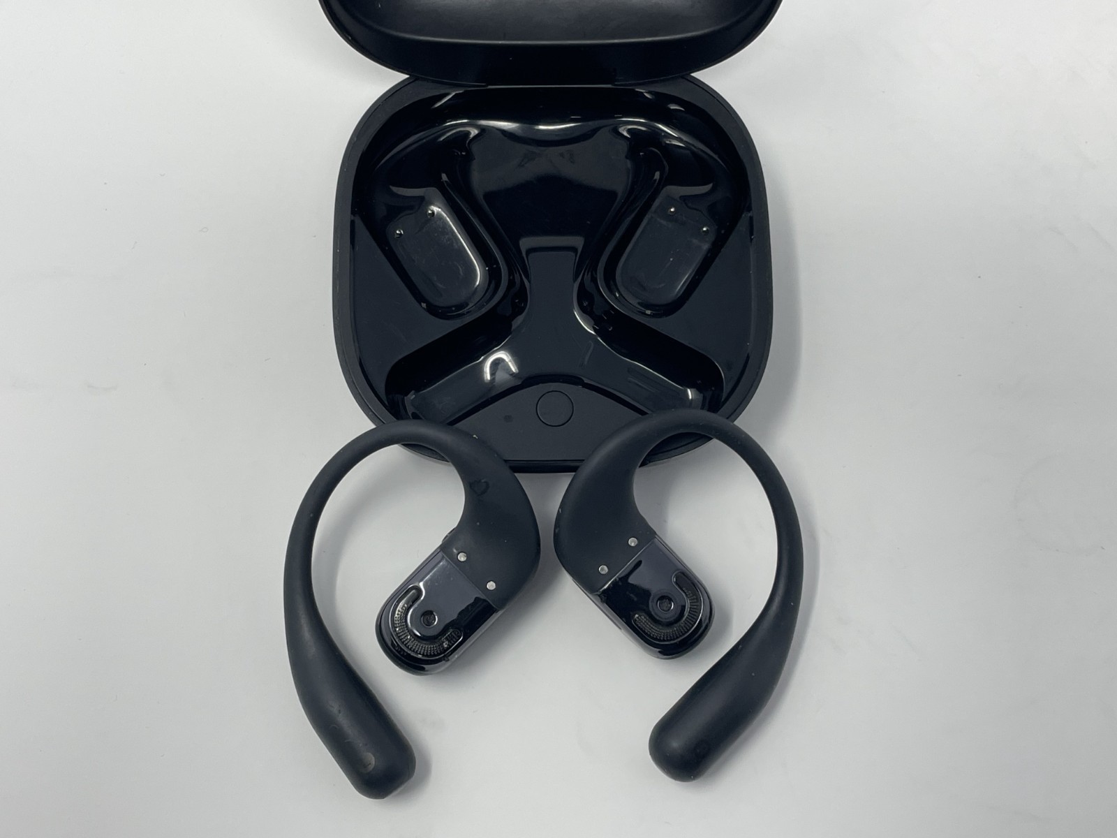 Shokz – OpenFit 2 Open-Ear True Wireless Earbuds – Black