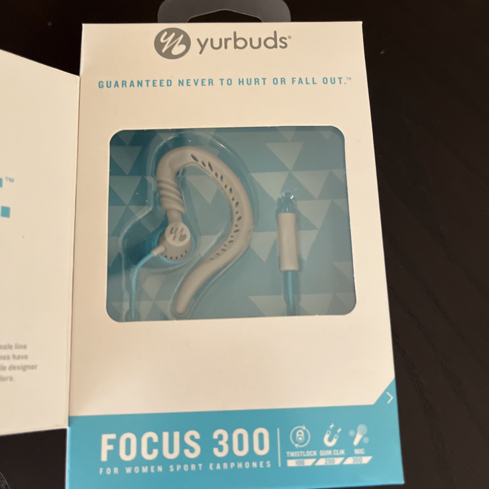 Yurbuds Focus 300 Womens Sport Earphones Sweatproof Quikclik Small Aqua NEW