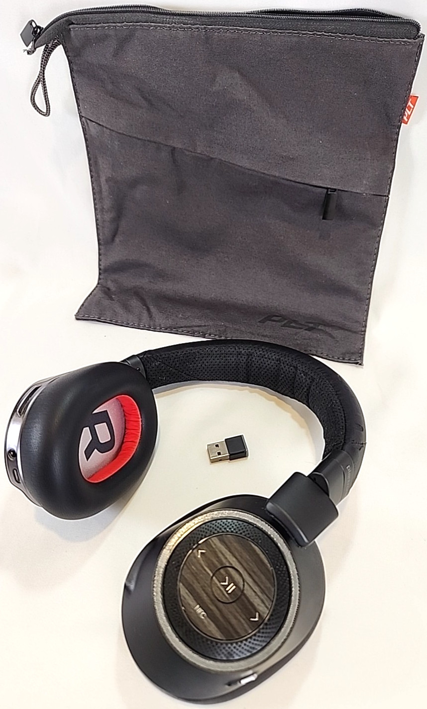 Plantronics Voyager B8200 Wireless Headphones With Dongle New Pads & Carry Case