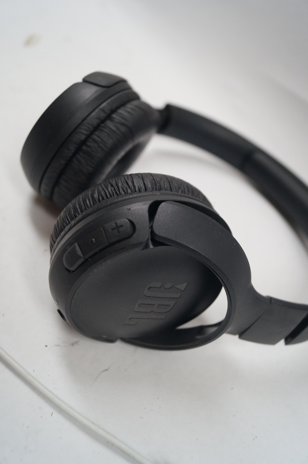 JBL 520 TUNE 520BT Bluetooth Headphones Wireless Foldable Black WORKING D341