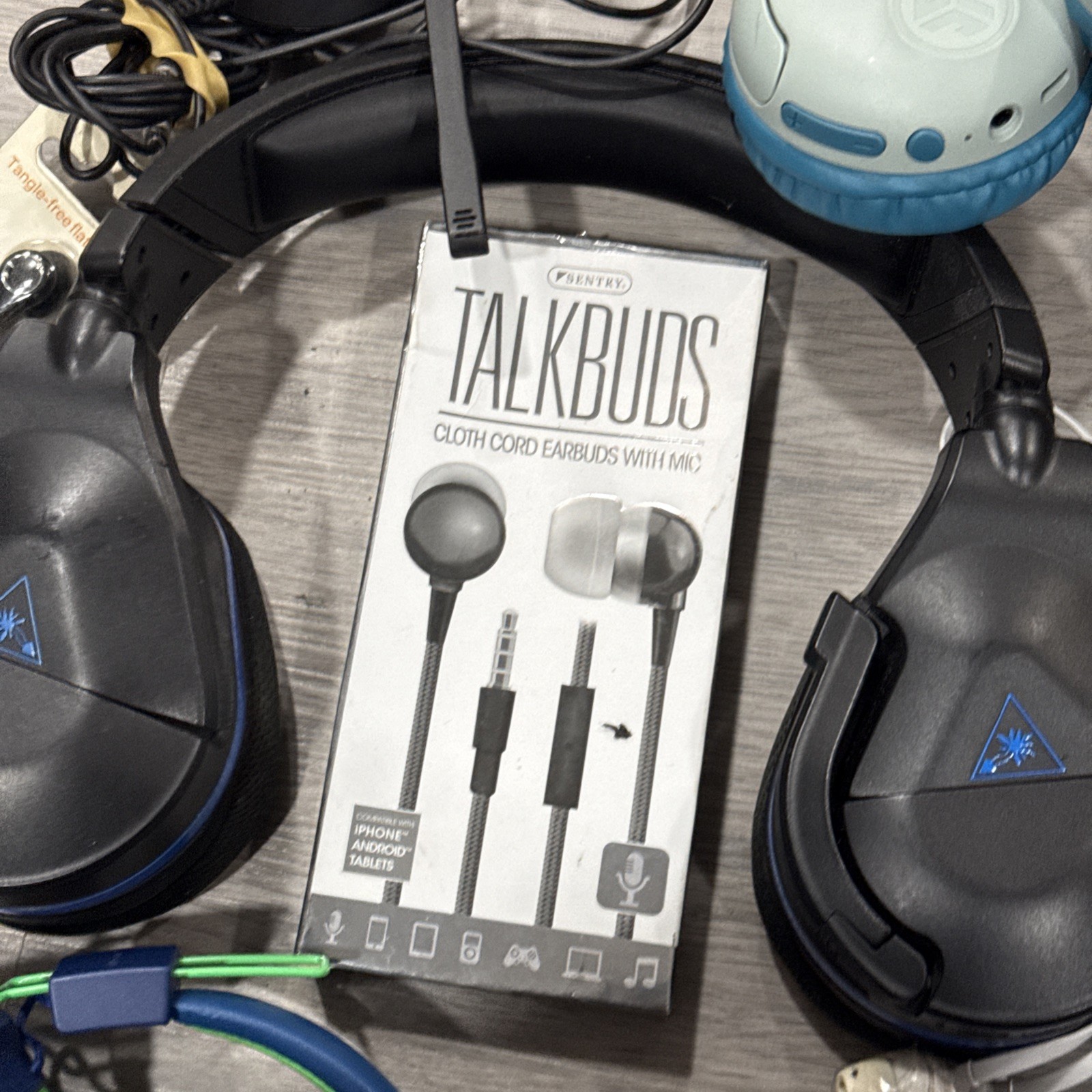 LOT OF HEADPHONES,EARBUDS MUSIC, WIRED Wireless Ect (UNTESTED) AS IS⚠️