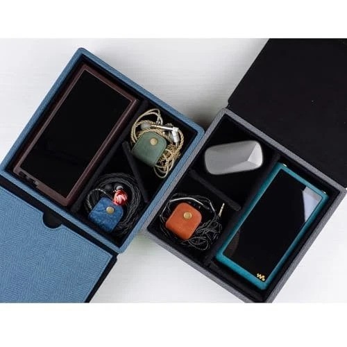 Handmade Acrylic Carrying Case for IEM Earphones & Digital Audio Players – Blue
