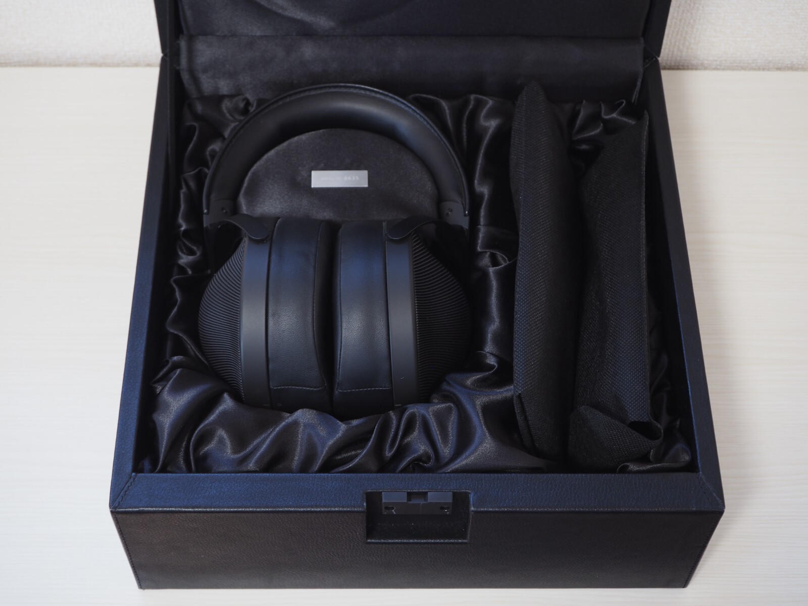 [Excellent] SONY MDR-Z1R Over-ear Stereo Headphones Japan With Cable Tested
