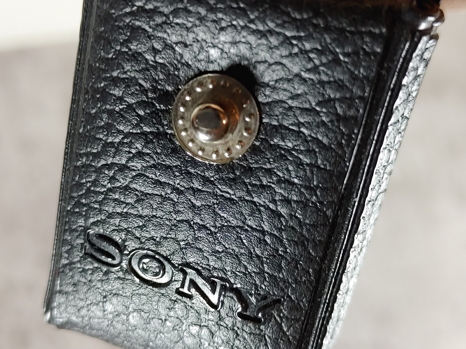 Vtg SONY ME-20s Piezo-Electric Crystal Mono In-Ear Earpiece Original Vinyl Case