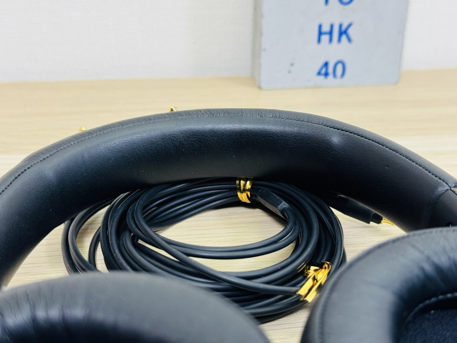 Audio-Technica ATH-WP900 Wooden Headphones 3.5mm 4.4mm Balanced A2DC Cables