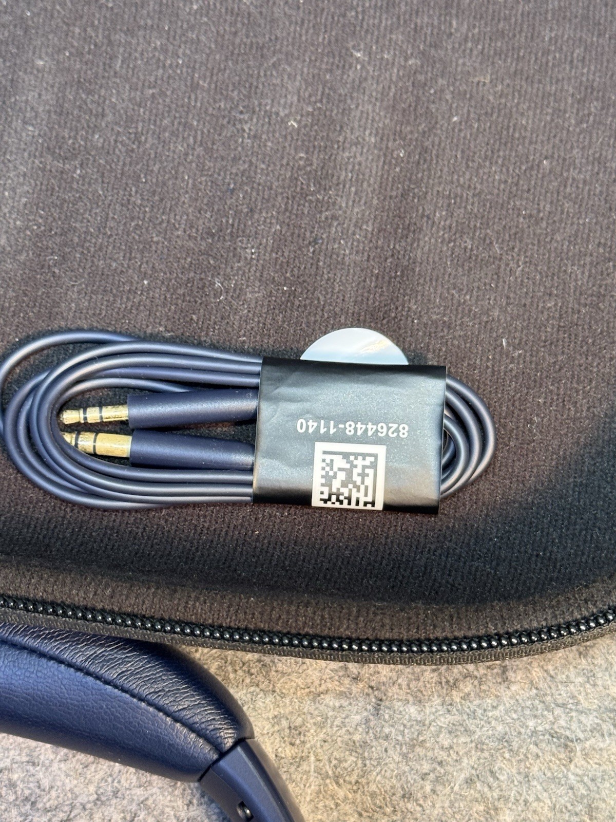 Bose QuietComfort Headphones Wireless Bluetooth Headphones,Active Over Ear Noise