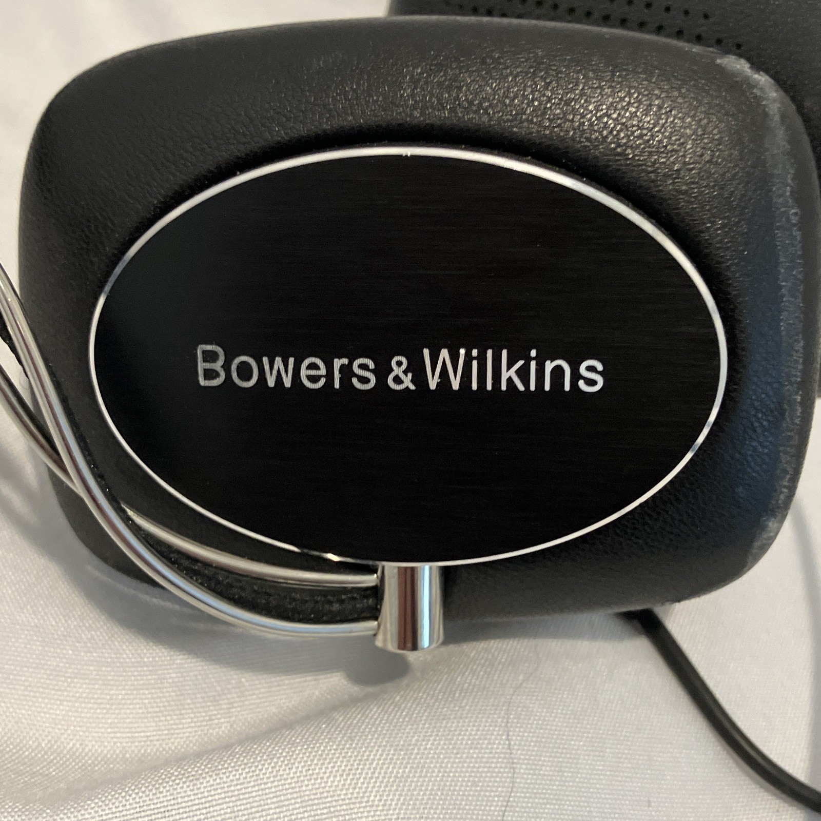 Bowers & Wilkins P5 On-Ear Wired Headphones 3.5mm Jack Black/Silver