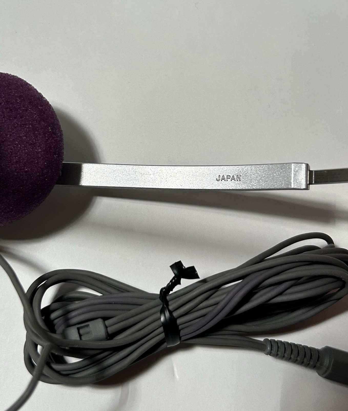 Vintage TOSHIBA HR-M2 Metal Band Stereo Headphones 3.5mm Rare Purple Cushions
