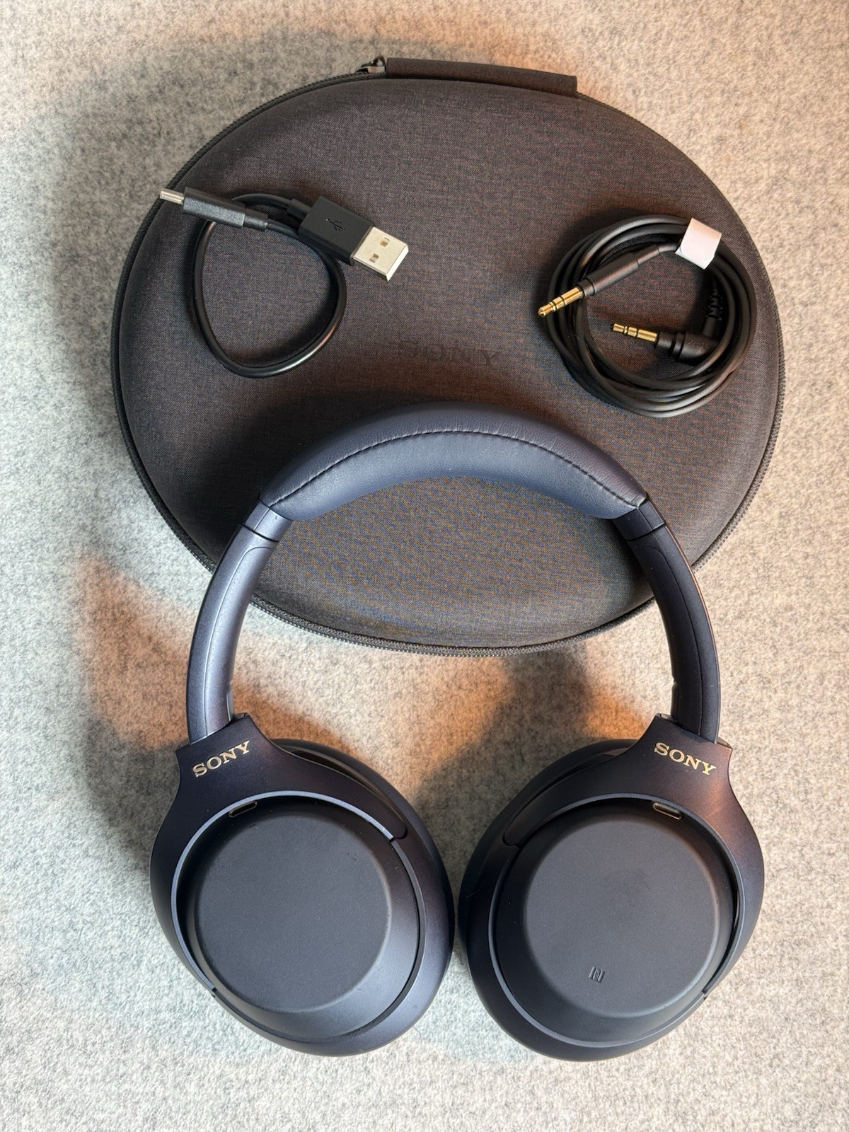 Sony WH-1000XM4 Noise Cancelling Headphones Blue w/ Sony OEM Case + Cables