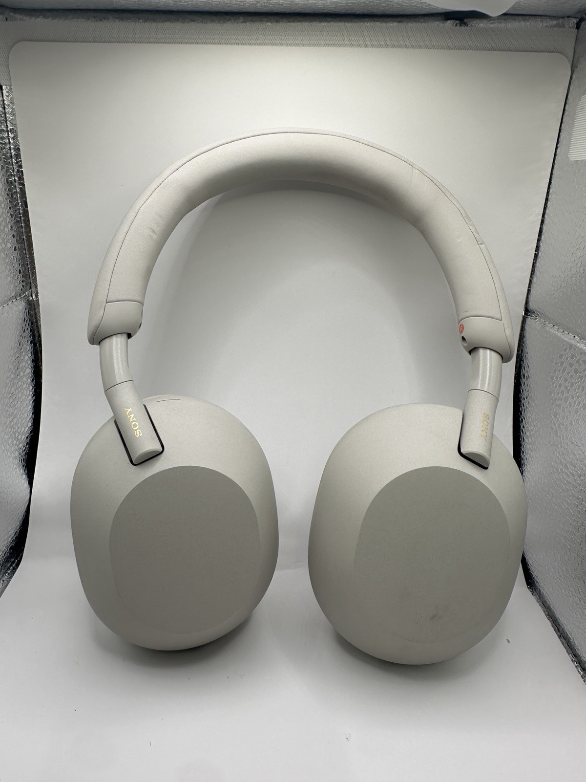 Sony WH-1000XM5 Wireless Noise Canceling Bluetooth Headphones w/Case – Silver