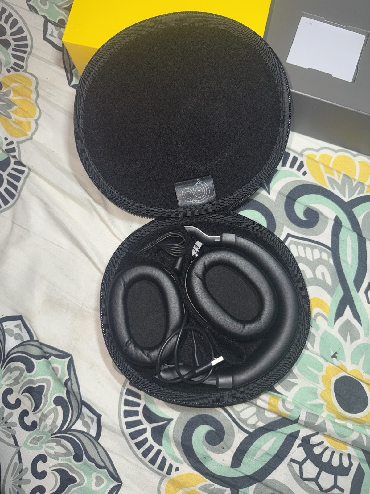 JBL Tune 760NC Bluetooth Wireless Noise Cancelling Over-Ear Mic Black Case