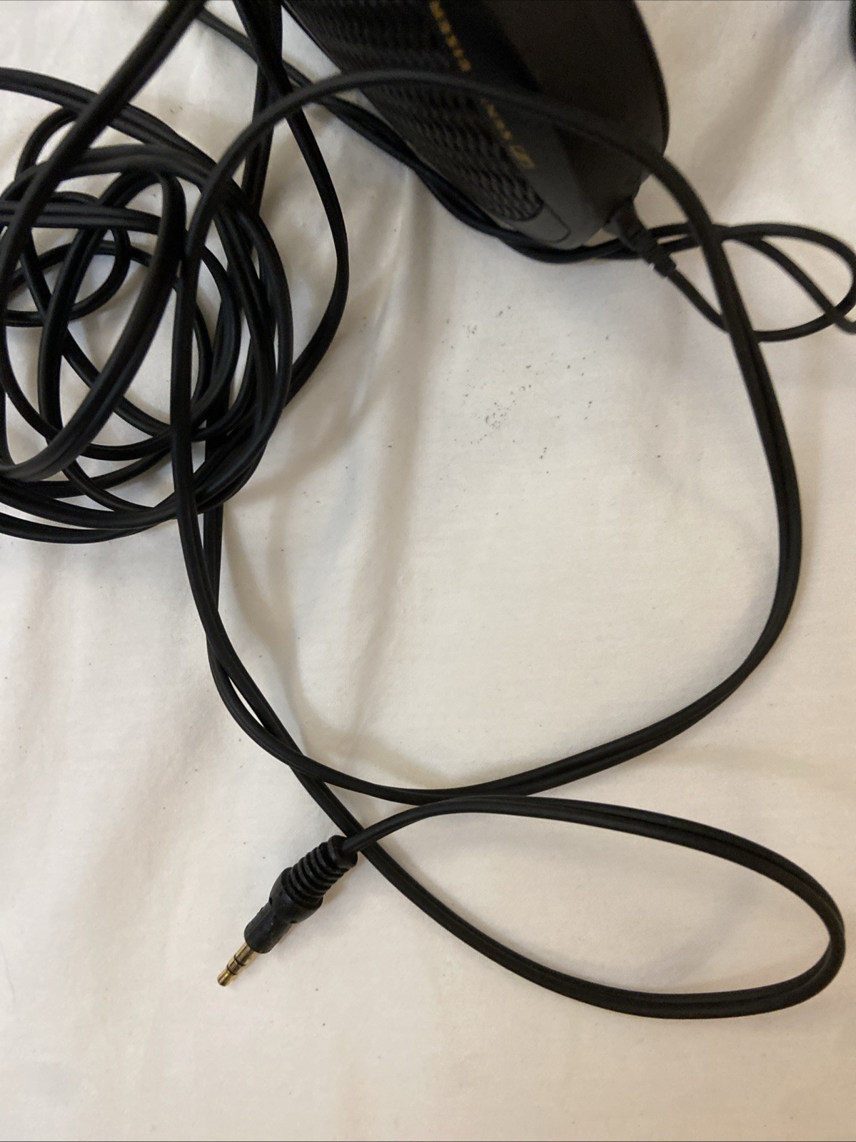 Sennheiser HD 525 Over-Ear, Audiophile Headphones, Tested & Working. No Earpads