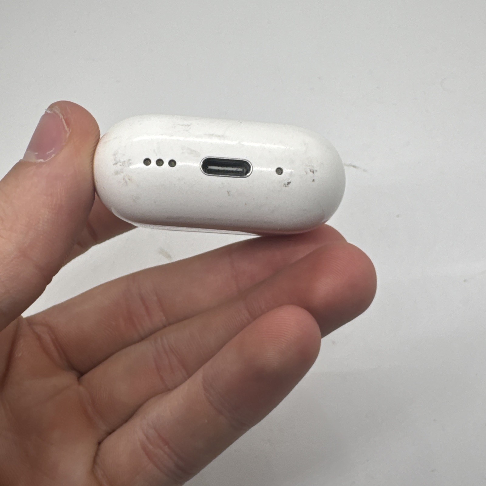 Apple AirPods 4th Gen ANC with MagSafe Charging Case A3056 A3055 A3059 MXP93LL/A