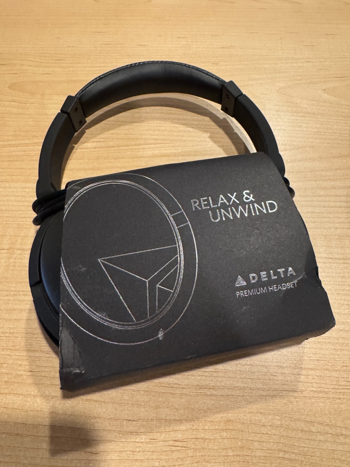 Delta Airlines 1st Class Premium Headset Head Phones Brand New 044208423 2 Pack