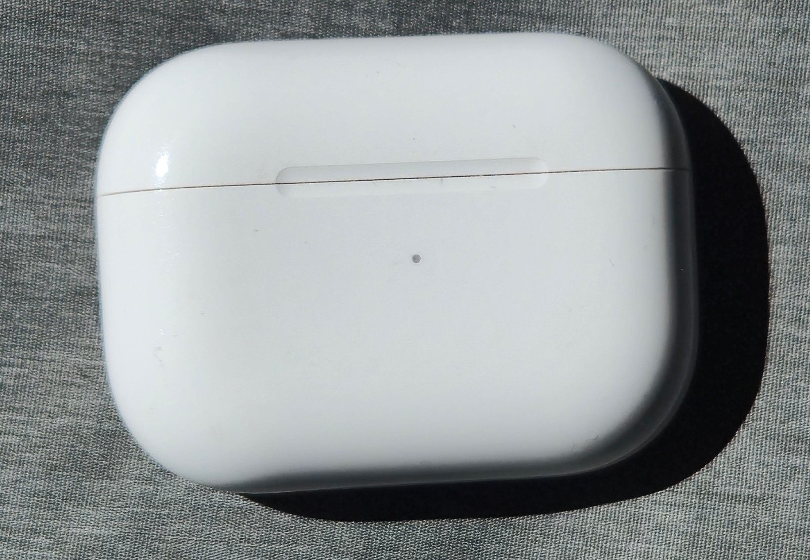Apple AirPods Pro (1st Generation) – Genuine – 6 Months Usage
